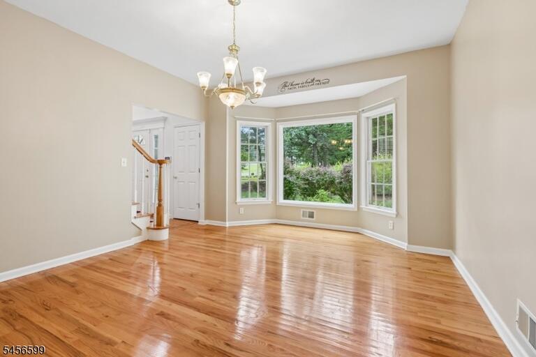 Property listing MLS 4049243 photo 18