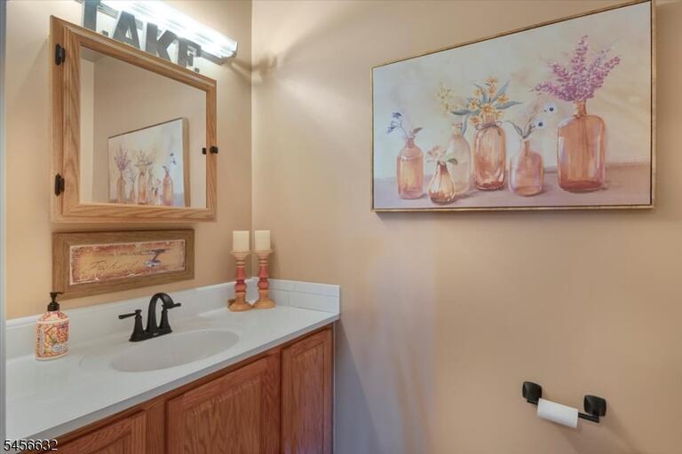 Property listing MLS 4049245 photo 19