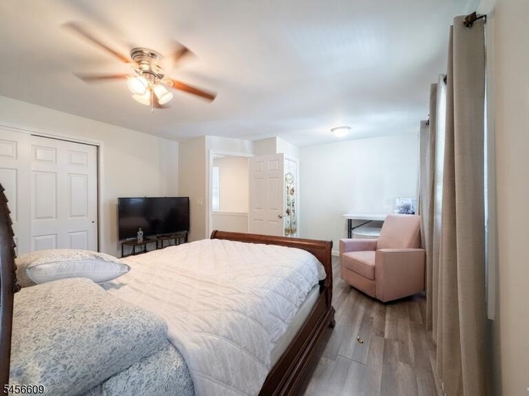 Property listing MLS 4049249 photo 13