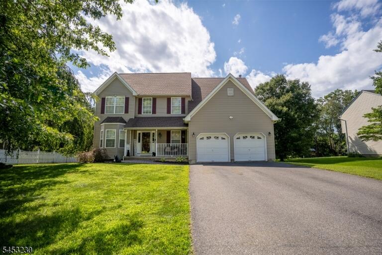 Property listing MLS 4049250 photo 1