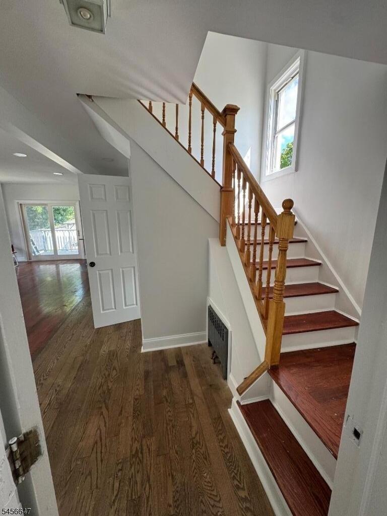 Property listing MLS 4049253 photo 11
