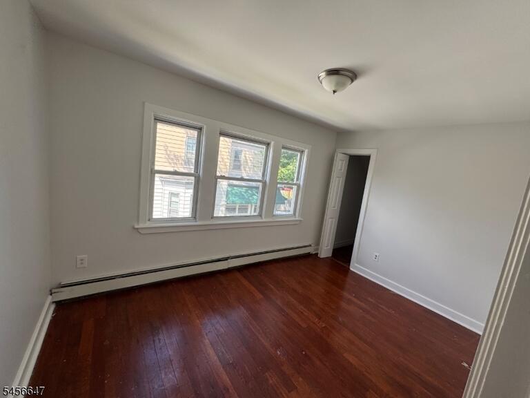 Property listing MLS 4049253 photo 7