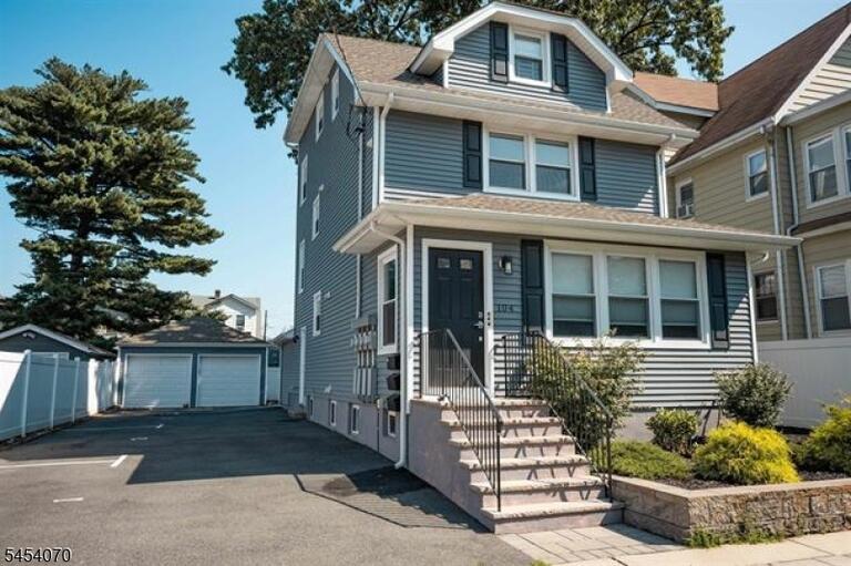 Property listing MLS 4049255 photo 1