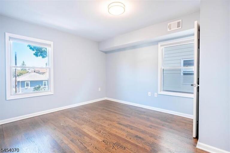 Property listing MLS 4049255 photo 14