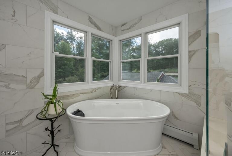 Property listing MLS 4049257 photo 30