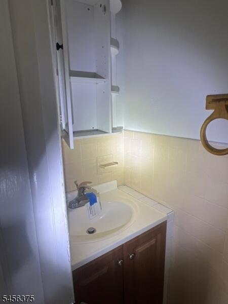 Property listing MLS 4049258 photo 10