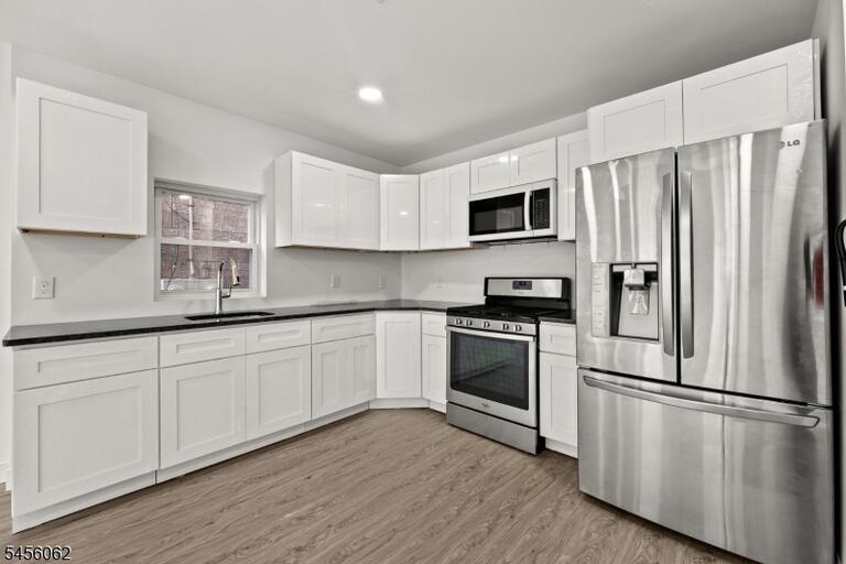 Property listing MLS 4049264 photo 4