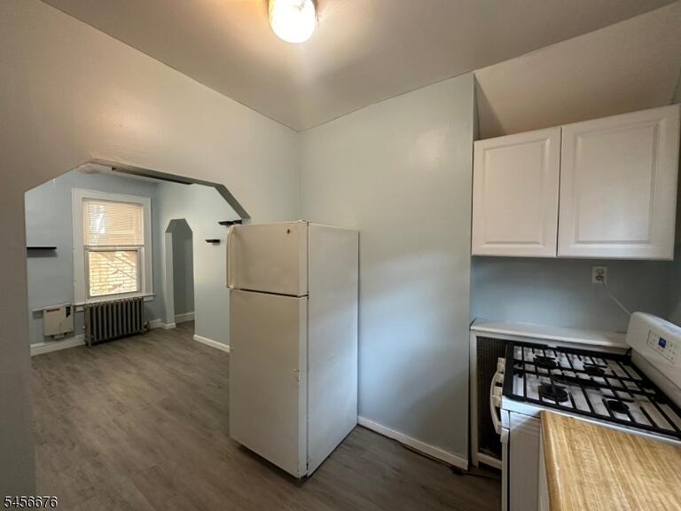 Property listing MLS 4049278 photo 9