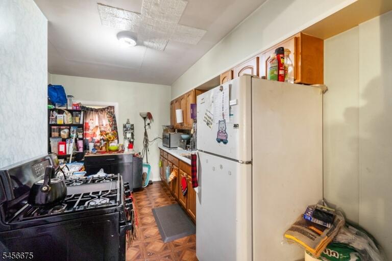 Property listing MLS 4049280 photo 8