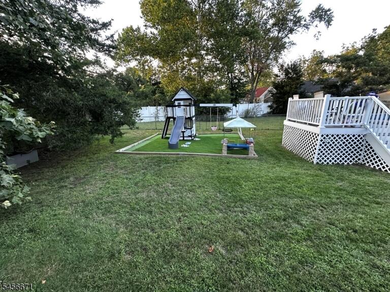 Property listing MLS 4049282 photo 21