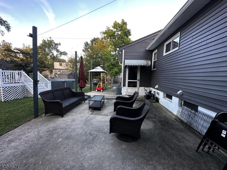 Property listing MLS 4049282 photo 23
