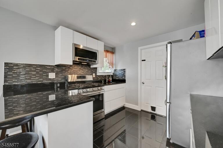 Property listing MLS 4049284 photo 7