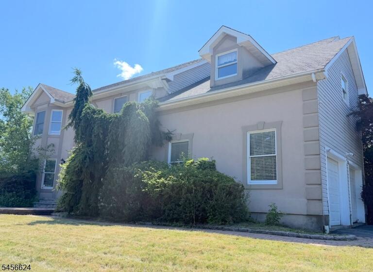 Property listing MLS 4049298 photo 2