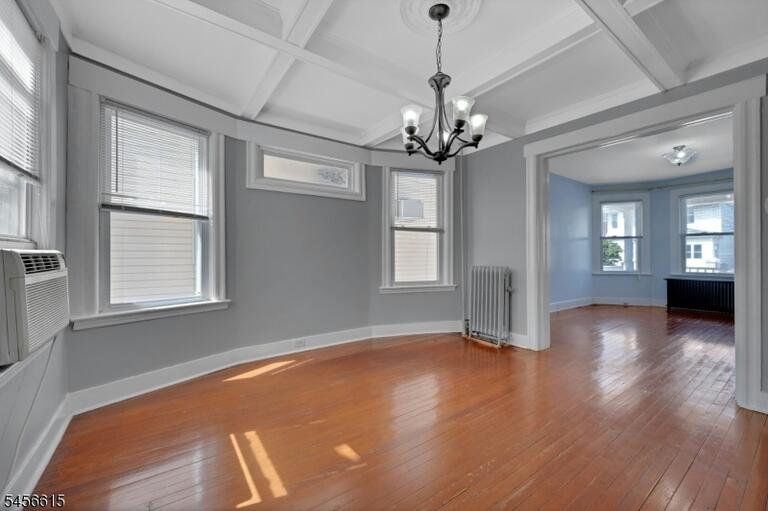 Property listing MLS 4049300 photo 12