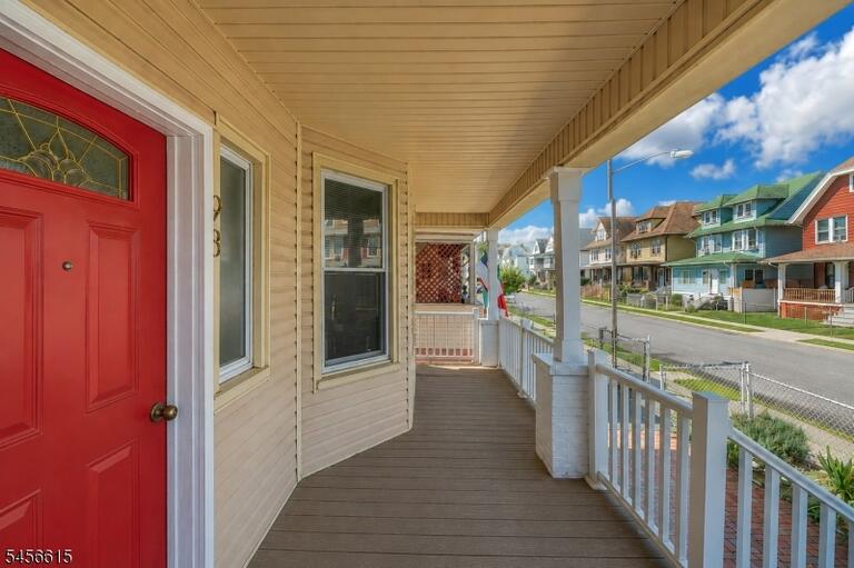 Property listing MLS 4049300 photo 40