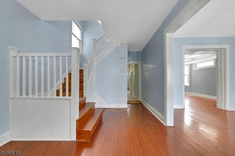 Property listing MLS 4049300 photo 6
