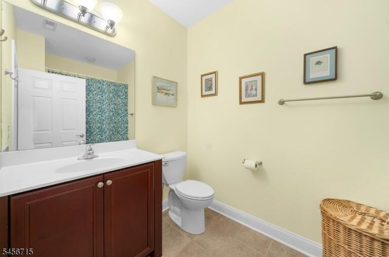 Property listing MLS 4049310 photo 16