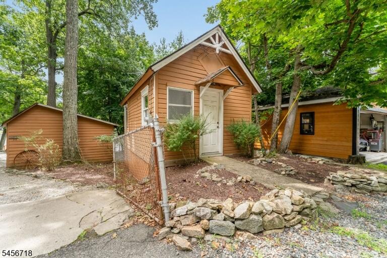 Property listing MLS 4049312 photo 30