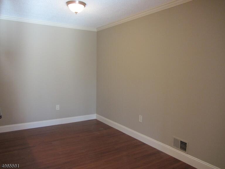 Property listing MLS 4049313 photo 8