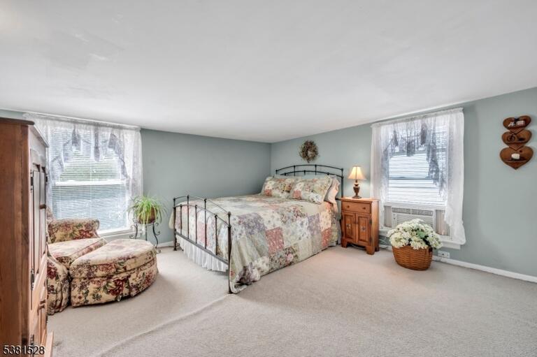 Property listing MLS 4049320 photo 23