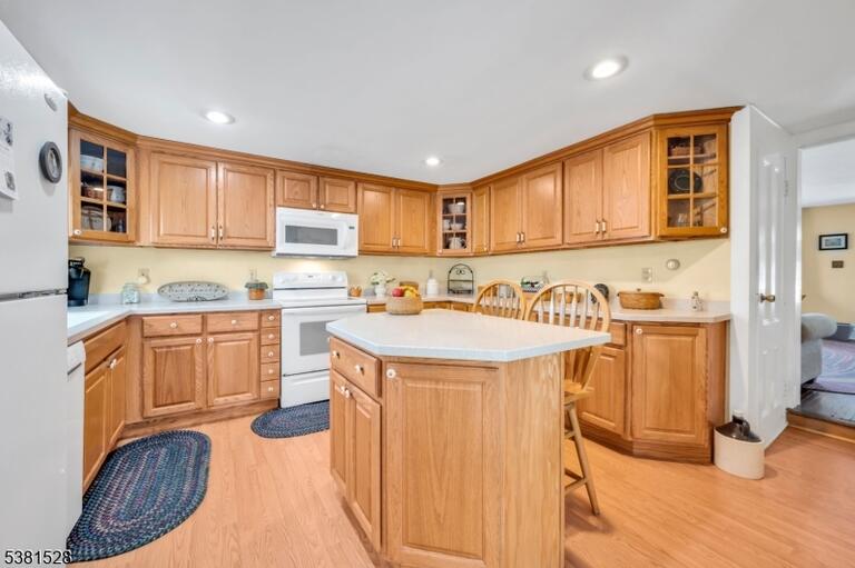 Property listing MLS 4049320 photo 7