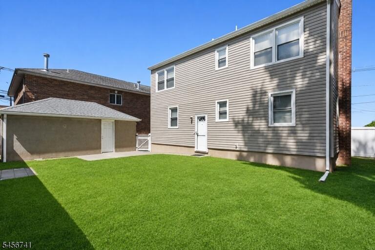 Property listing MLS 4049333 photo 36