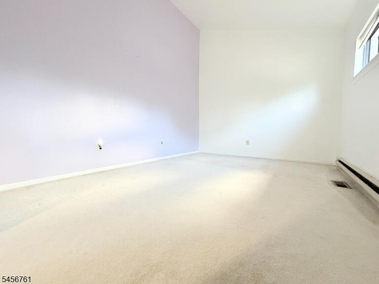 Property listing MLS 4049346 photo 20