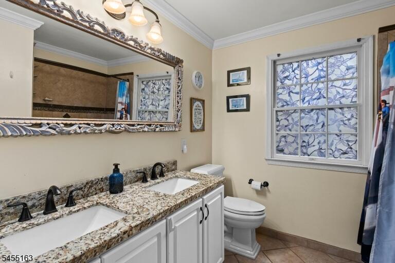 Property listing MLS 4049348 photo 33