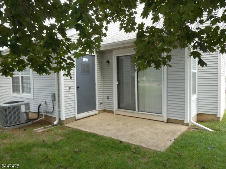 Property listing MLS 4049358 photo 13
