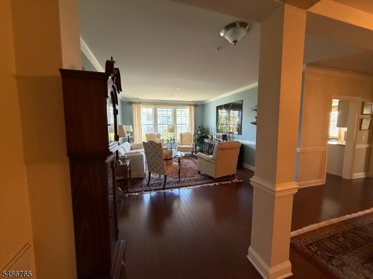 Property listing MLS 4049361 photo 10