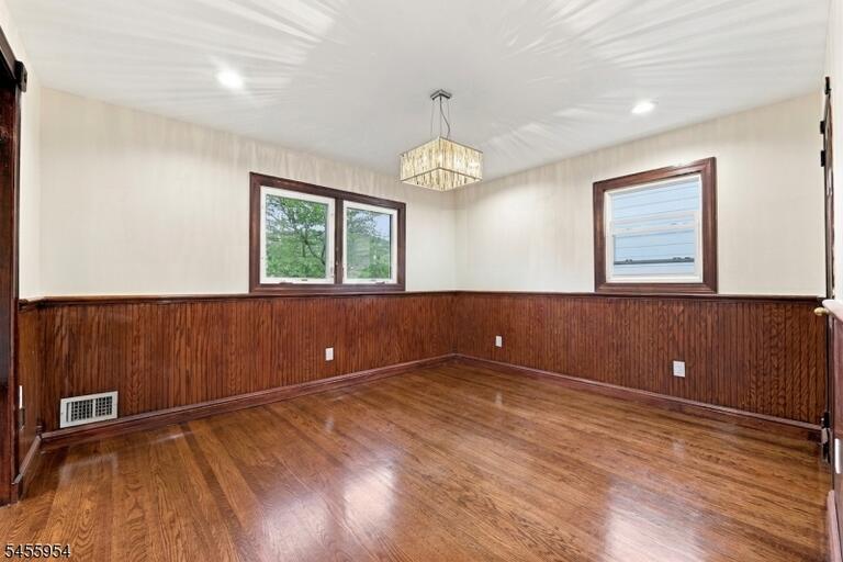 Property listing MLS 4049364 photo 17
