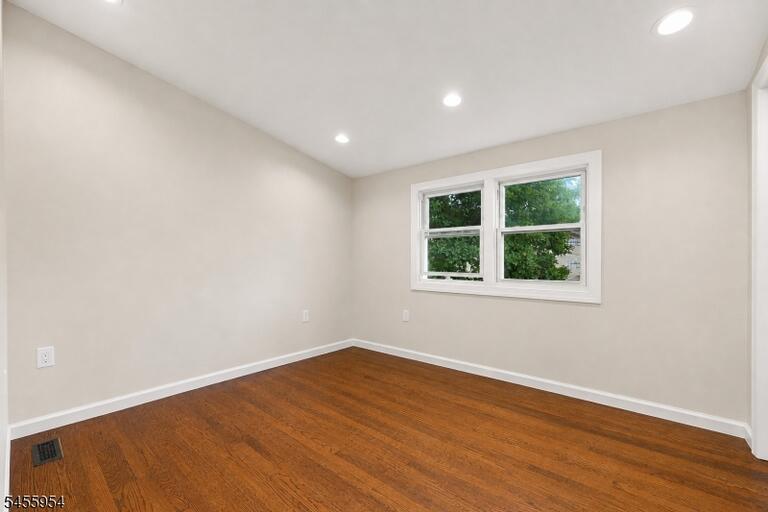 Property listing MLS 4049364 photo 7
