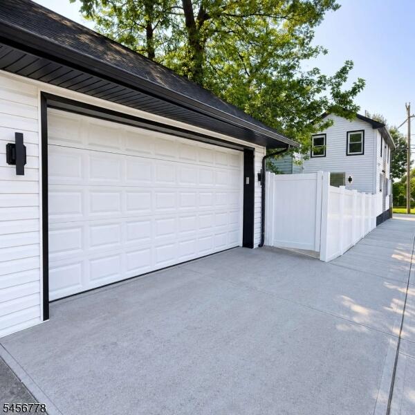 Property listing MLS 4049368 photo 26