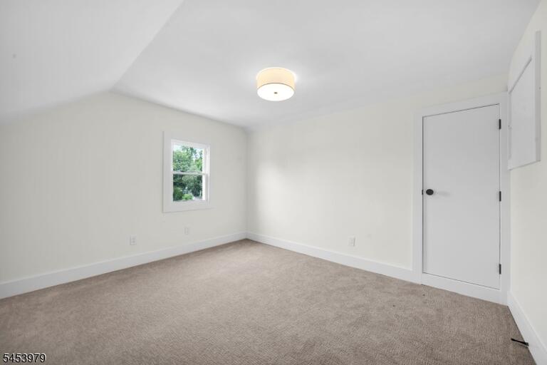 Property listing MLS 4049375 photo 23