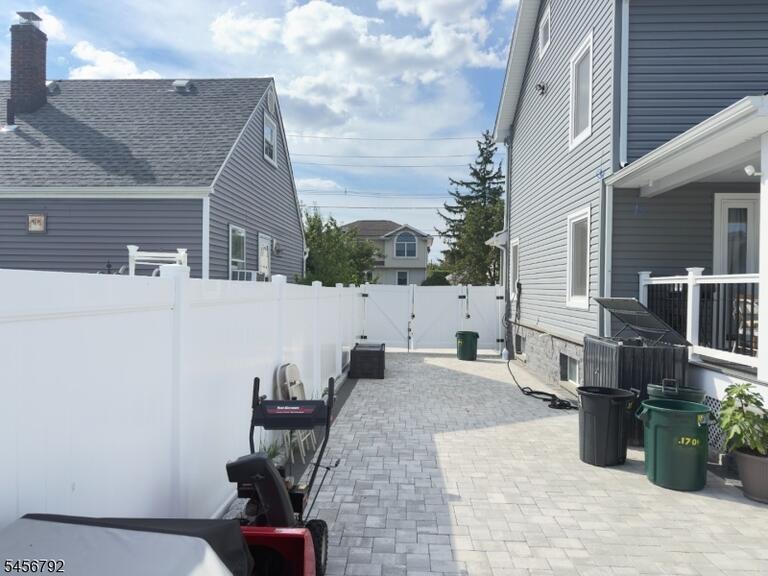 Property listing MLS 4049383 photo 26