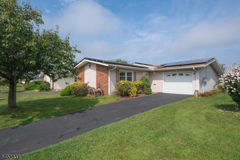 Property listing MLS 4049390 photo 1