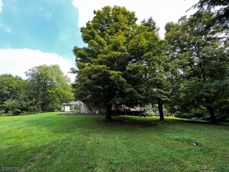 Property listing MLS 4049391 photo 27