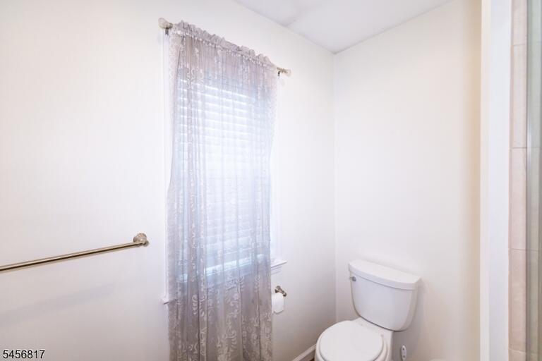 Property listing MLS 4049399 photo 34