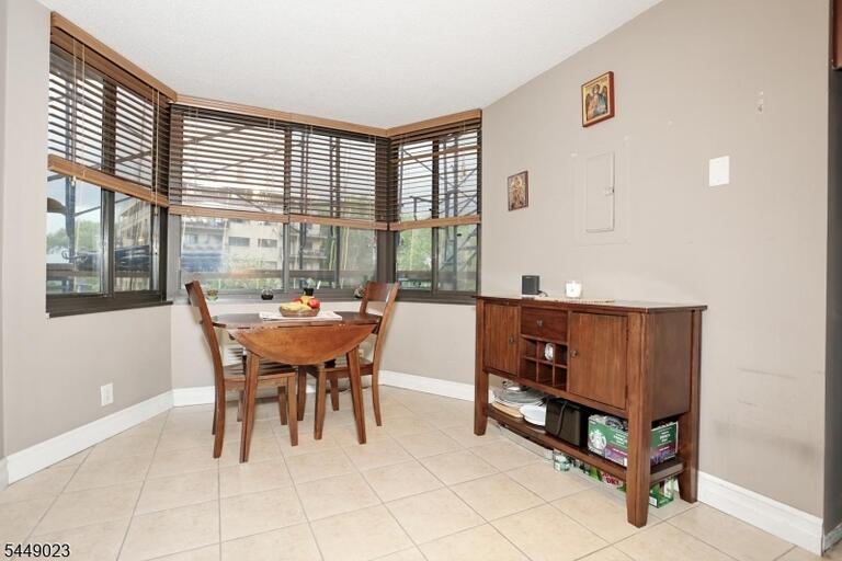 Property listing MLS 4049418 photo 22