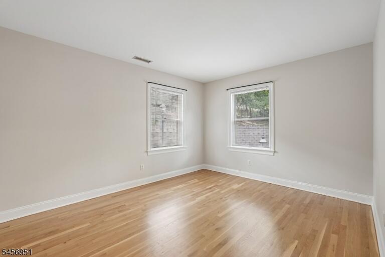 Property listing MLS 4049426 photo 13