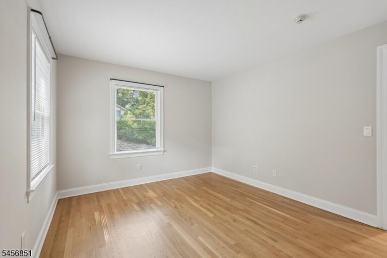 Property listing MLS 4049426 photo 15