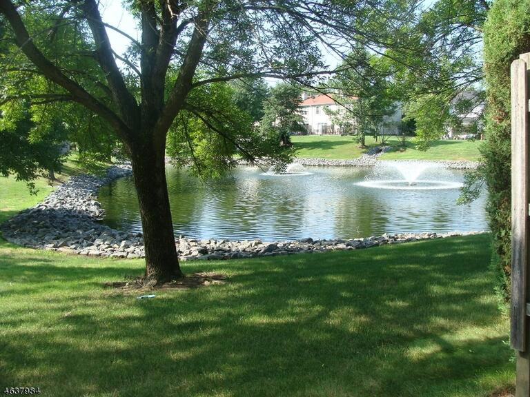 Property listing MLS 4049434 photo 3