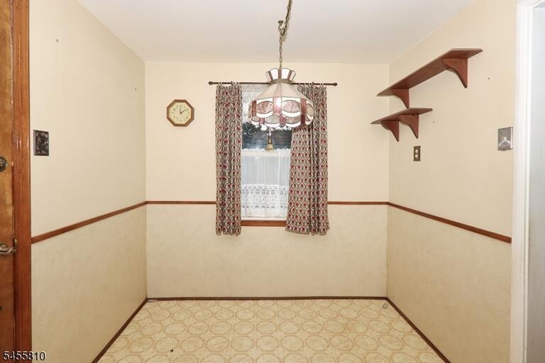 Property listing MLS 4049467 photo 7