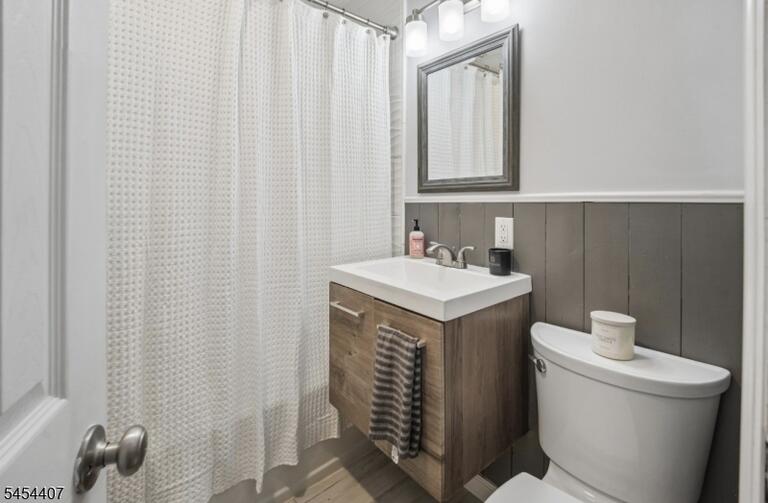 Property listing MLS 4049469 photo 8