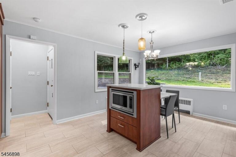 Property listing MLS 4049470 photo 18