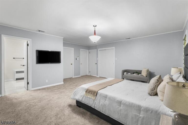 Property listing MLS 4049470 photo 23