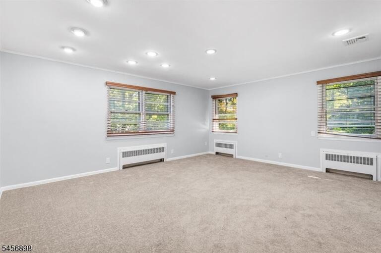 Property listing MLS 4049470 photo 26