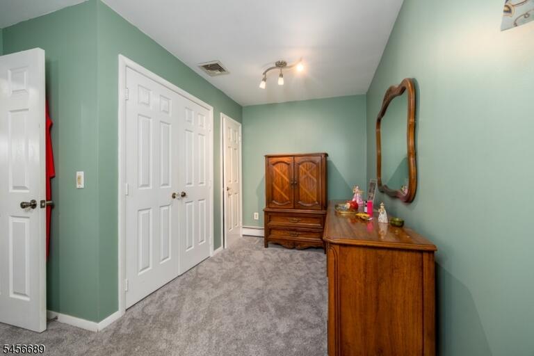 Property listing MLS 4049471 photo 17