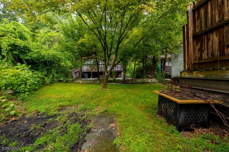 Property listing MLS 4049471 photo 23