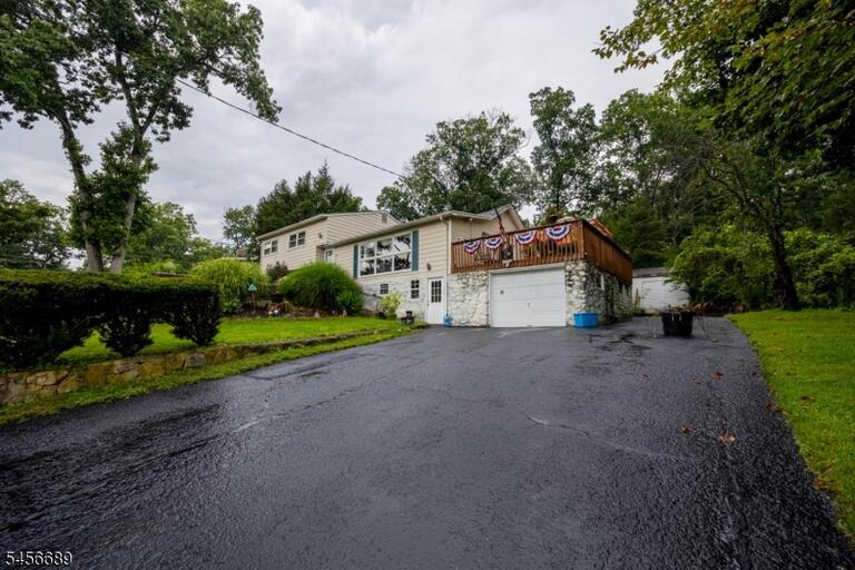 Property listing MLS 4049471 photo 24